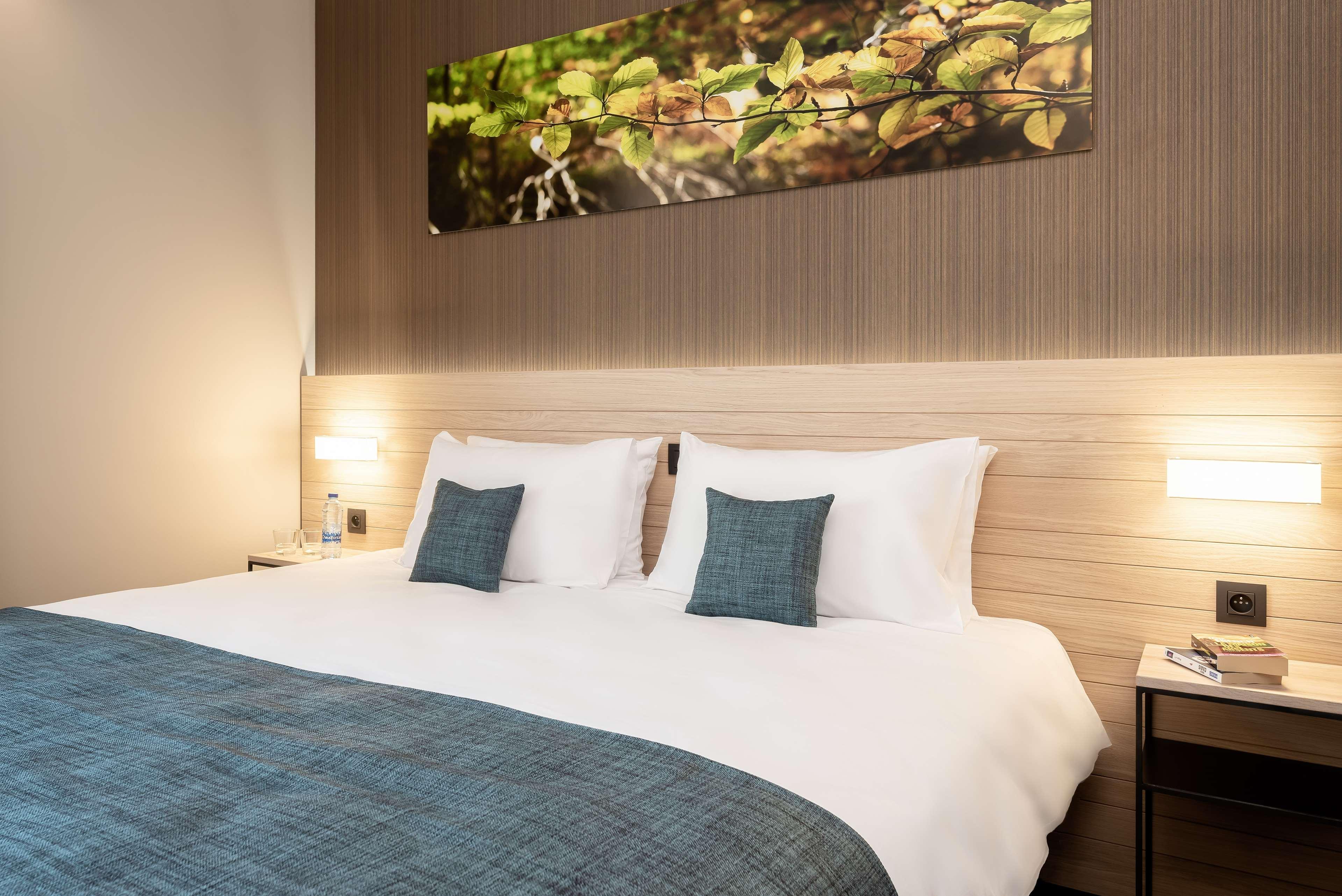 Golden Lakes Hotel Boussu-lez-Walcourt Екстер'єр фото